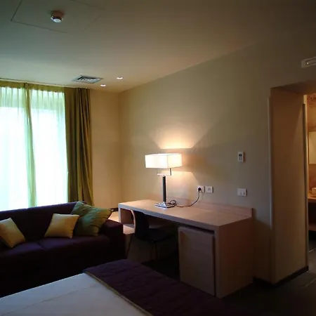 El Homs Palace Hotel Comiso Habitación foto